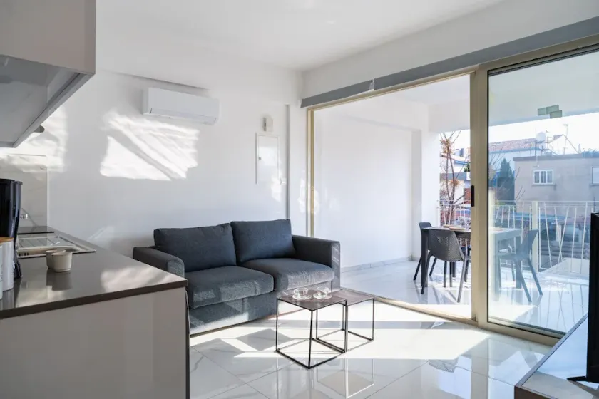 Marble - Studio & Balcony in Larnaca - Image 1
