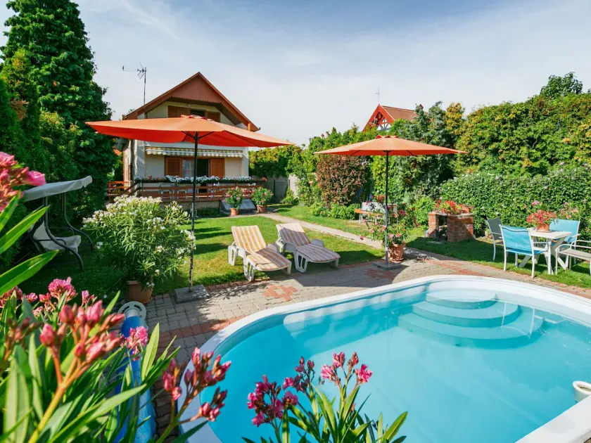 Flamingo by Interhome - Image 1