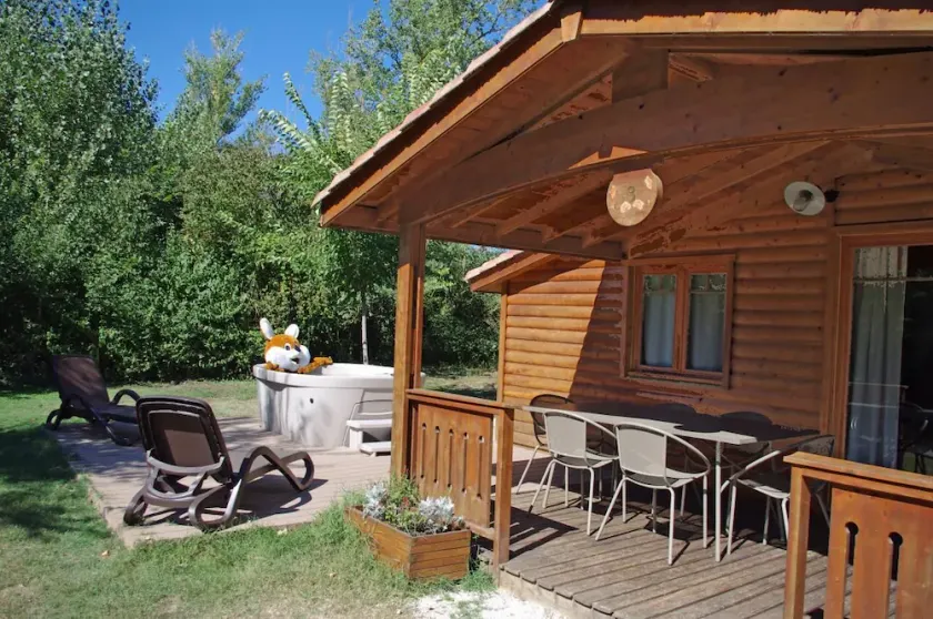 \"Espacio\" Bungalow with Private Parking for 5 People - Image 1