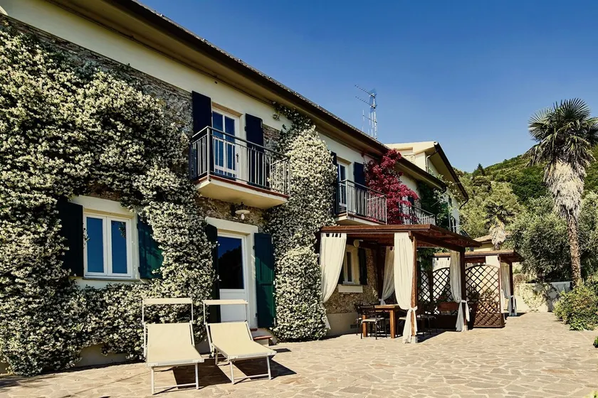 Pisa/Lucca - Perfect Location - Entire Property - Tower View - Fabulous Pool - Image 1