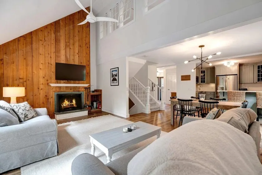 Condo near Ski Hill, Renovated, Kingswood - Image 1