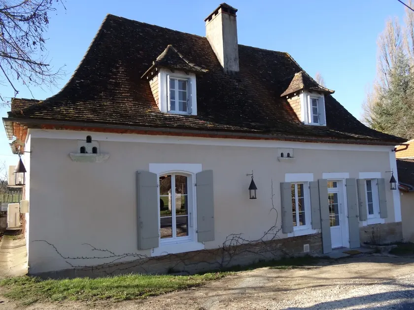 Moulin de Villeverneix og dens tårn, Neuvic på bredden af Vern for 6, 8 personer - Image 1