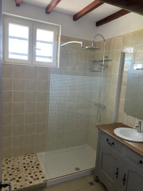 Provencal villa with pool - Image 1