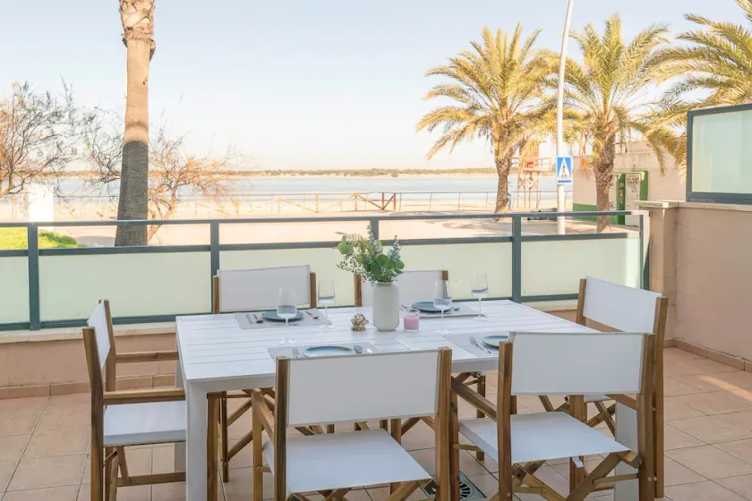 ATARDECER EN SANLÚCAR - Apartamento frente al mar y WiFi Gratis - Image 1