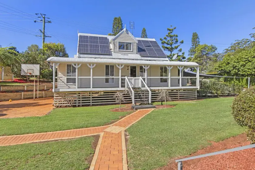 Quiet, cozy and calm 3 bedroom house. - Image 1