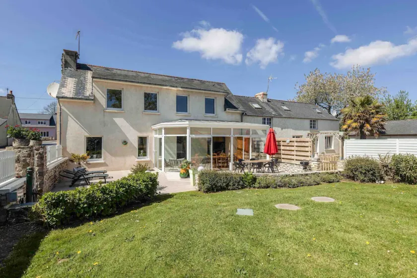 Holiday Home in Montaigu La Brisette With Garden - Image 1
