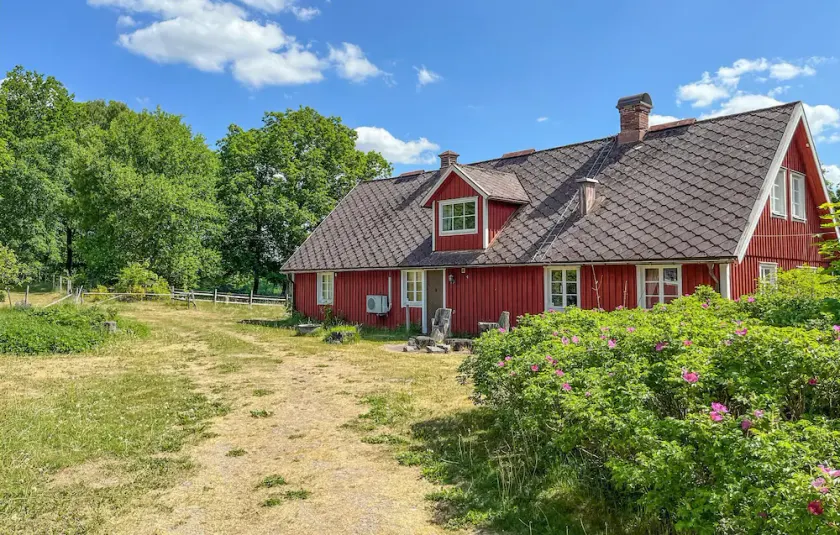 Gorgeous Home In Vittsjö - Image 1