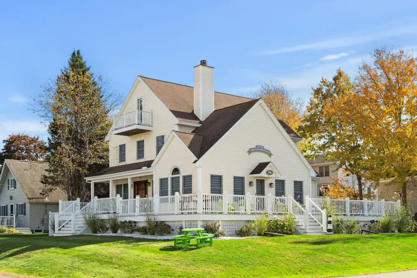 York Beach Getaway (Razzle Dazzle House) - Image 1