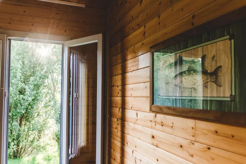 Cozy Cottage Retreat for Two - Image 1