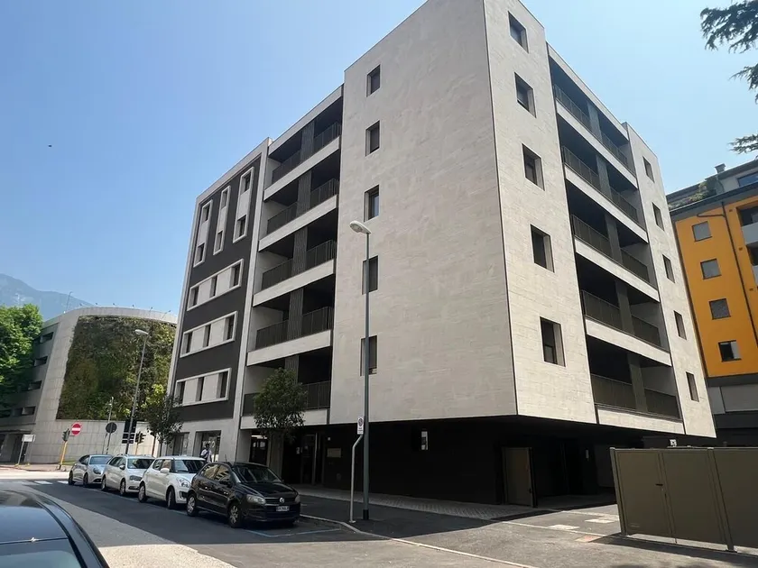 YUGOGO PETRARCA 1 - Trilocale con balcone - Image 1