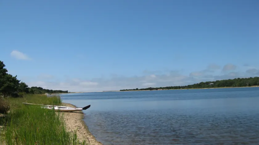 1,500' Shore on Deep Bottom Cove, Tisbury Great Pond - Image 1