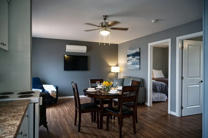 Great Blue Resort : Golden Beach Resort Kawarthas - 2 BedroomCondo - Image 1