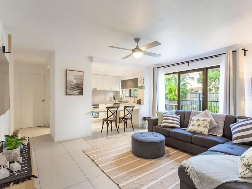 Private and tranquil in the heart of Cotton Tree - Image 1