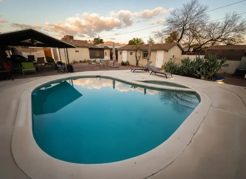 Game-Day Compound: Pool, 4BR, Walk to UA Stadium - Image 1