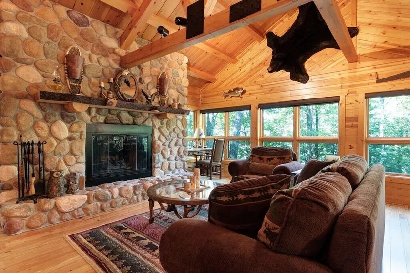 On the Eagle River Chain O’ Lakes, Lake Front, 3200 sq. ft., 2.5 baths - Image 1