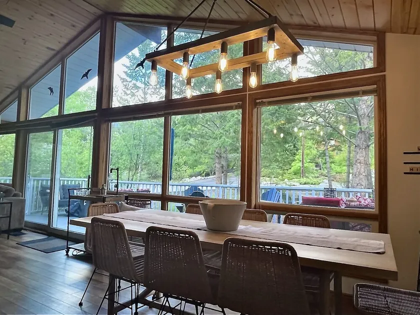 5 bedroom Oasis in the heart of Fairmont Hot Springs - Image 1