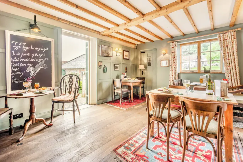 Tiger Inn - Catherine - Image 1