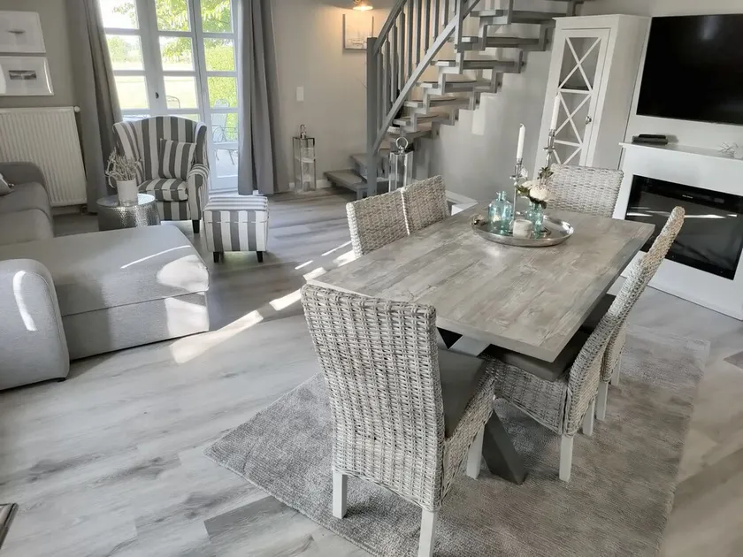 Rugiamare, Exclusives, neu Renoviertes, Strandnahes Reihen- Ferienhaus - Image 1