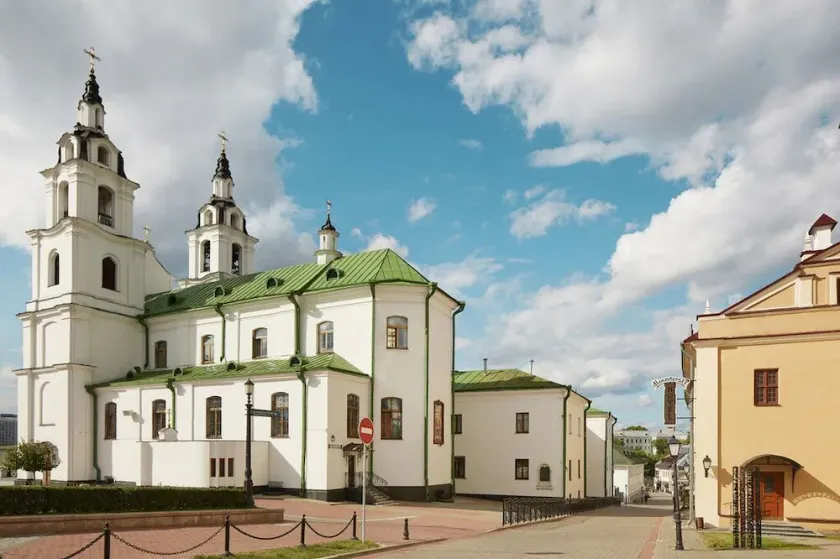 Hotel Monastyrski Minsk City Centre - Image 1