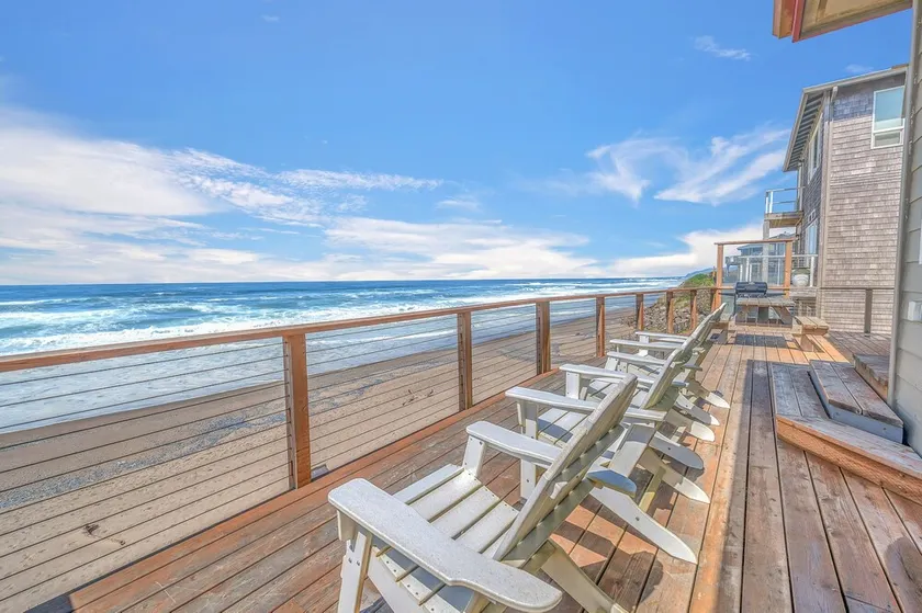 Enjoy the beach from this Ocean Front home with a Hot Tub and Large Deck - Image 1
