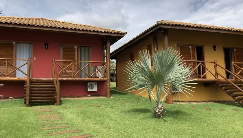 Come and enjoy nature in complete comfort at a true private resort. - Image 1