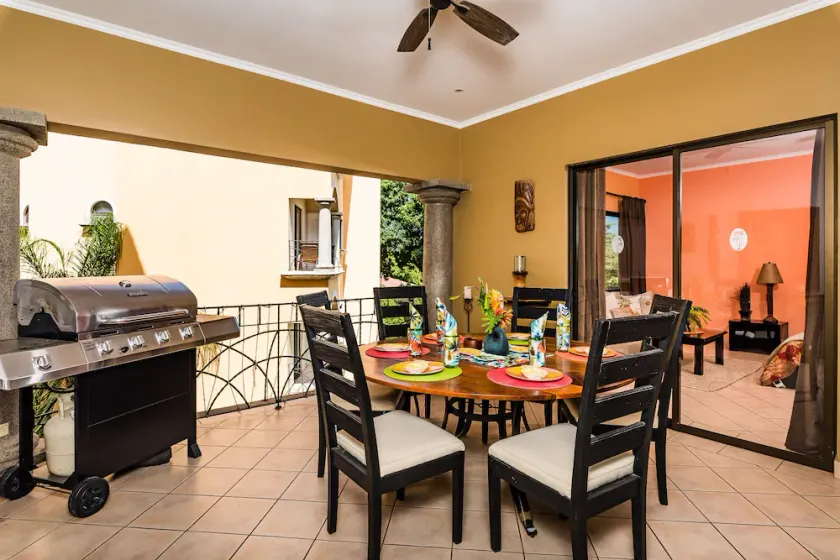 Sunrise 30, beautiful Condo In the Heart of Town - Image 1