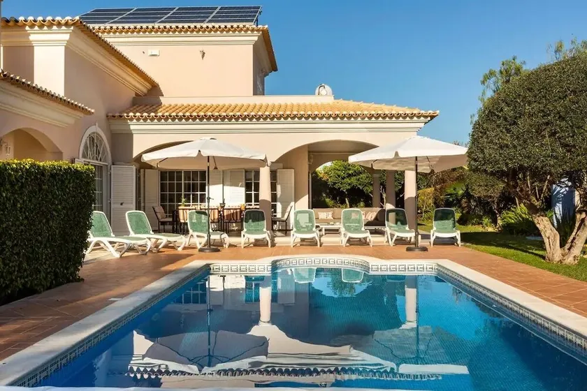 Luxury Villa Jose with swimming pool - Image 1