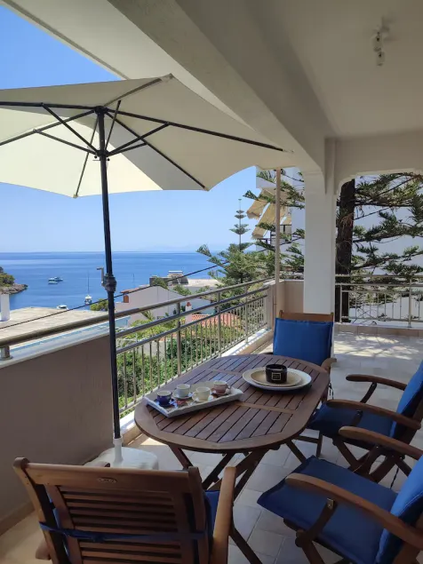 Cozy 3-bedroom apartment with fantastic sea view in fabulous Alonissos. - Image 1