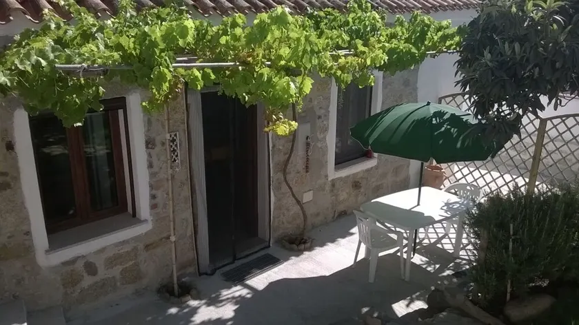 \"Terra\" two-room apartment, in the Gulf of Orosei, in a typical Sardinian house with garden - Image 1