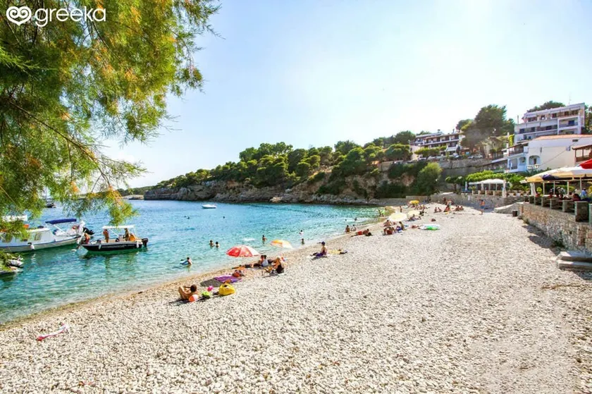 Alonnisos Beachfront Nest - Cozy Summer Gem - Image 1