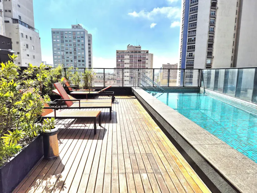 Estúdio no Centro de SP com Piscina e Academia - Image 1