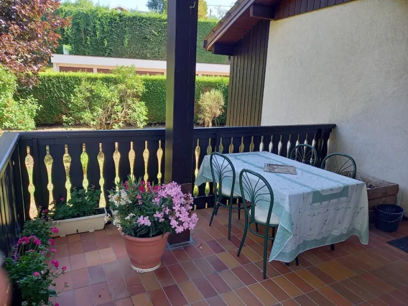 Location Saisoniere au Calme Dans Petite Copropriete - Image 1