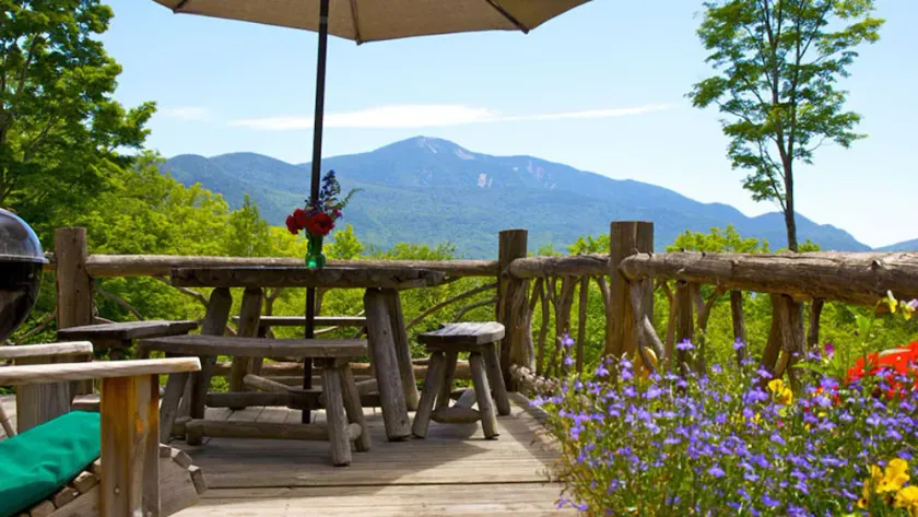 Panoramic Mountain Views From This Private Mountain Cabin. - Image 1