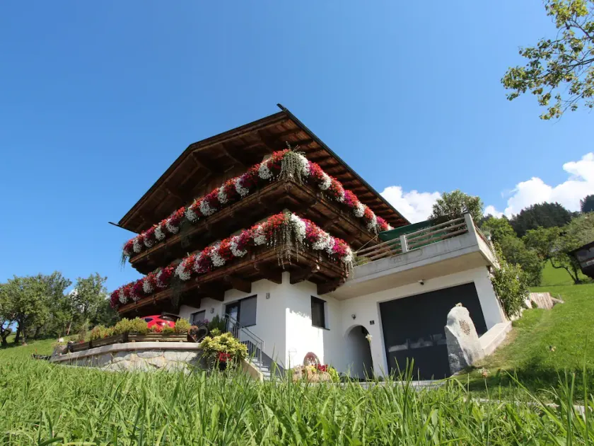 Appartamento adatto alle famiglie con giardino, terrazza e barbecue | Vista sulla natura | Perfetto per il lavoro da remoto - Image 1