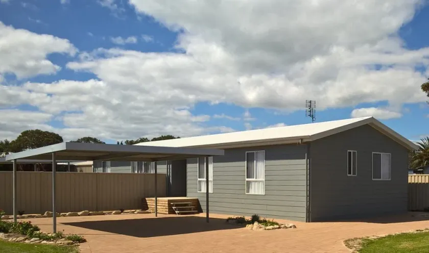Modern property with a difference, at a great price - Image 1