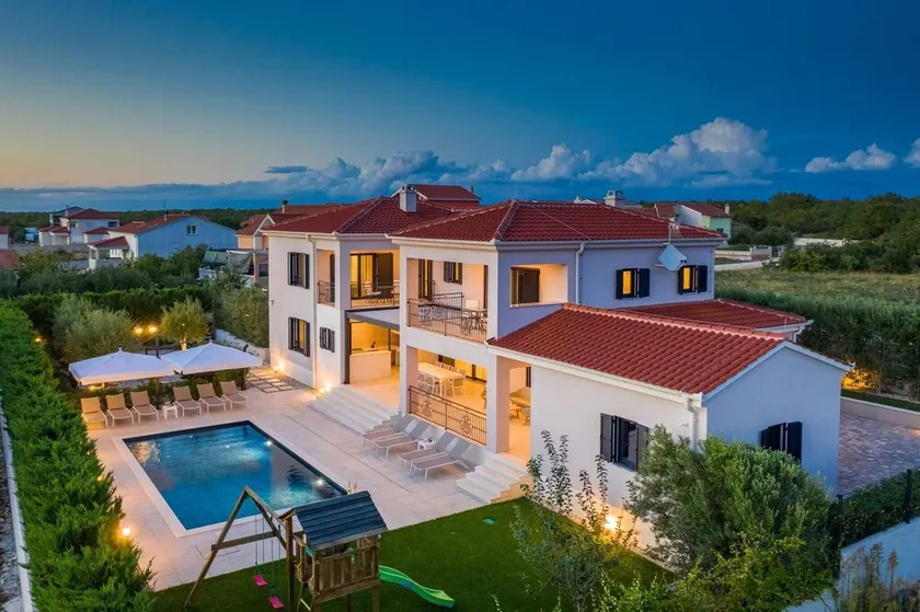 Luxury Villa Primavera Sukosan with Heated Pool - Image 1