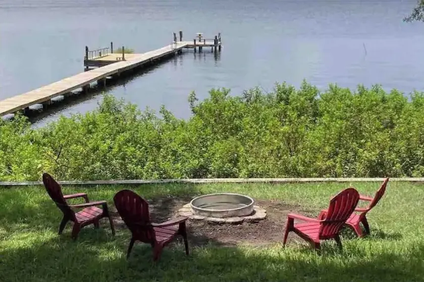 Pet Friendly \"Reel Chill\" Lakehouse - Image 1