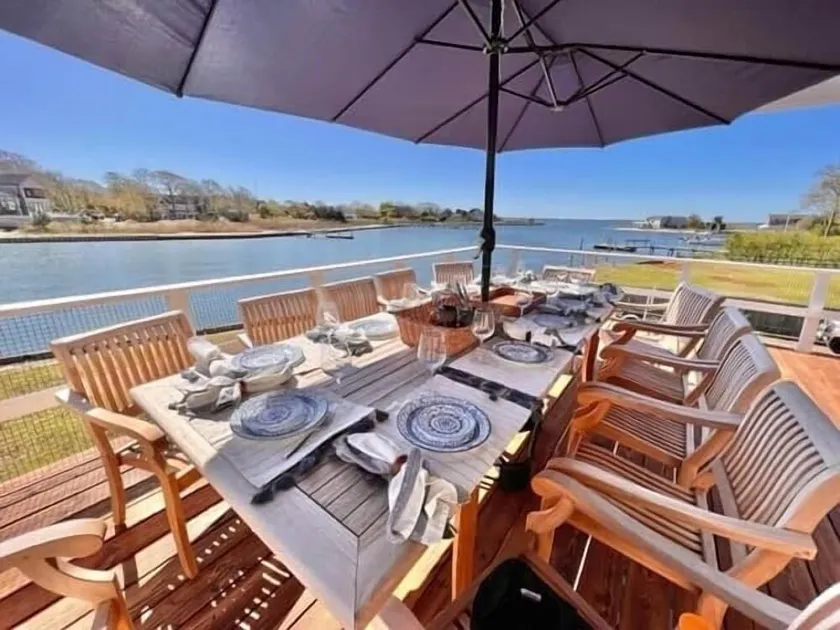 Waterfront | Minutes to US Open| Private Water Access - Image 1