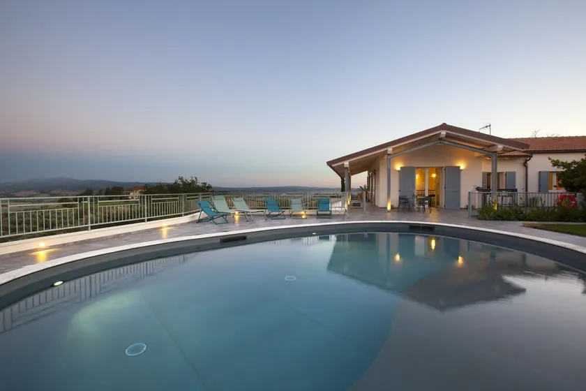Luxury villa, swimming pool, shaded terraces, panoramic view, sauna fitness room - Image 1