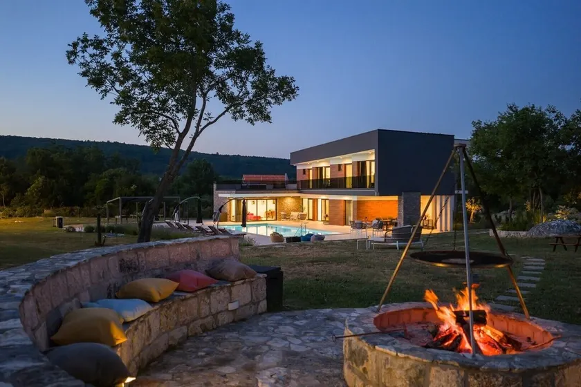 Villa Nella Foresta heated pool, Tennis court - Image 1