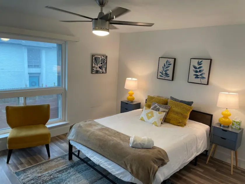 Casa Wooten -Contemporary Condo - Image 1