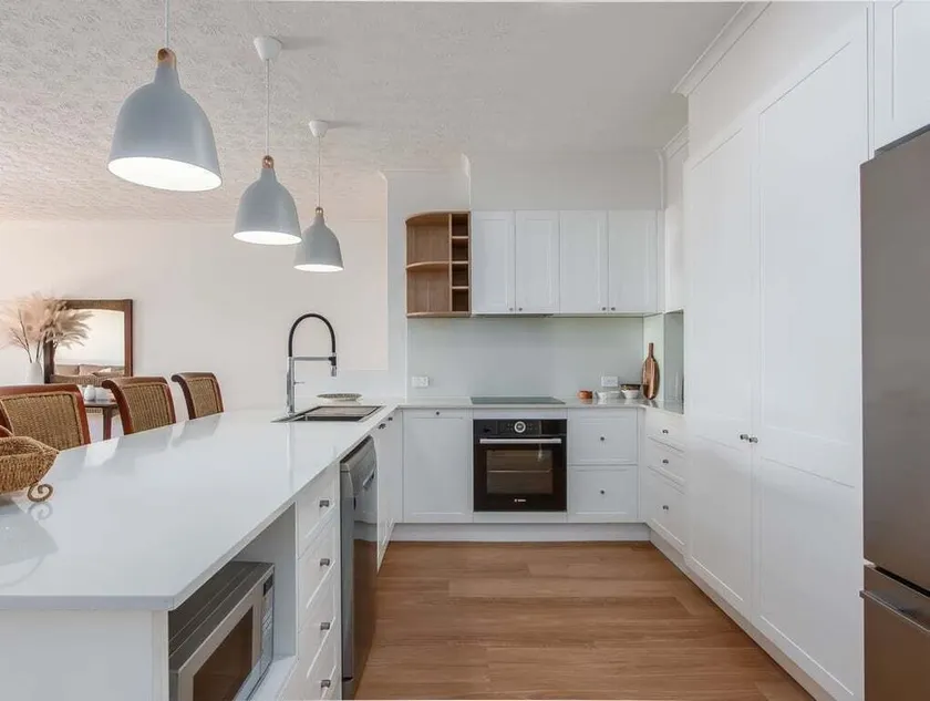Three Bedroom Oceanfront on Marine Parade - Image 1