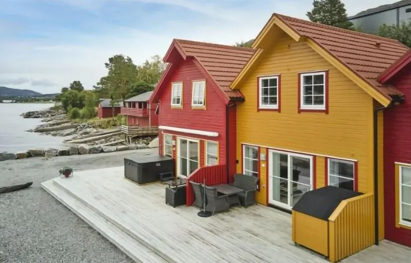 Stunning home in Eidsvåg i Romsdal - Image 1