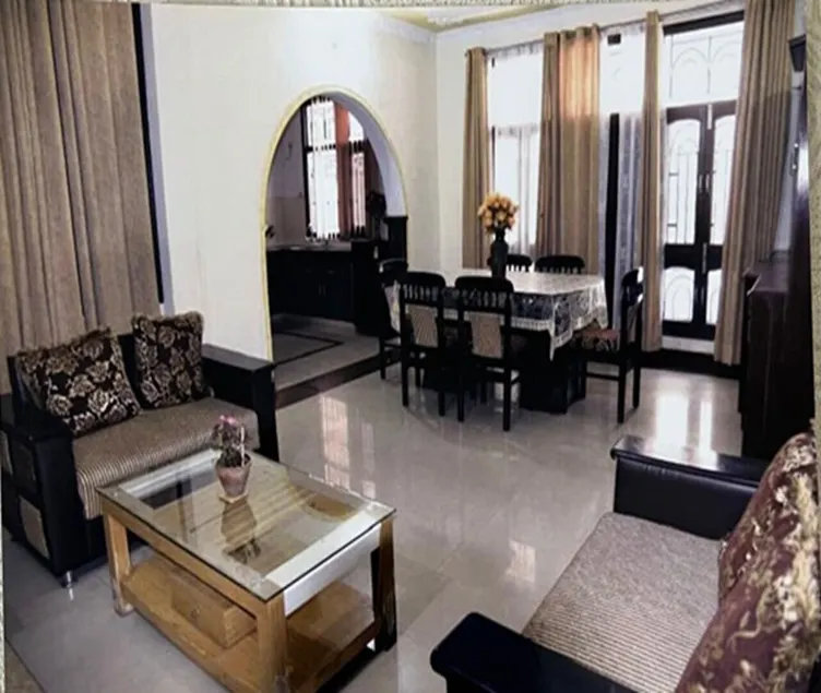 Sartaj Home Stay - Image 1