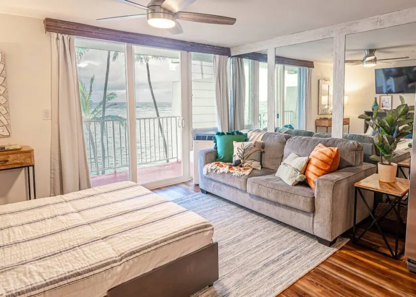 NEW Beachfront Condo - Image 1