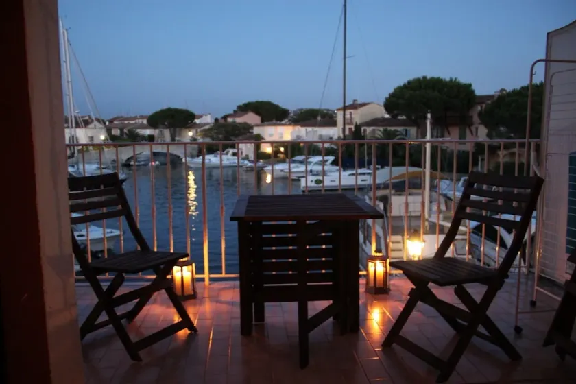 Port Grimaud: Studio 2-4pers. avec vue sur canaux Port Grimaud Terrasse Sud Est - Image 1