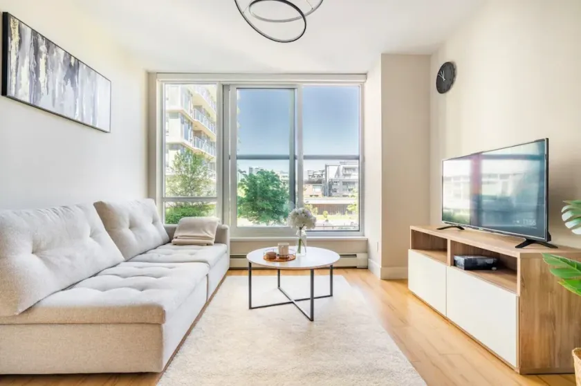 Family Size Luxury Residence/Parking/Gym/Mountain View/Complete with Essentials - Image 1