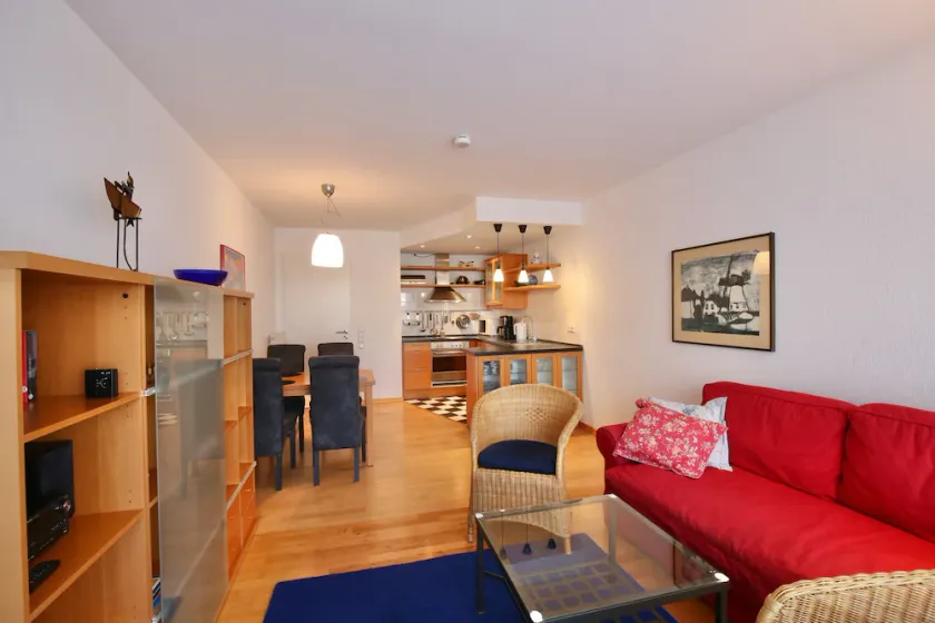 Tolles Ferienapartment mit Balkon mit Meerblick, Brandungsrauschen & Strandkorb - Image 1