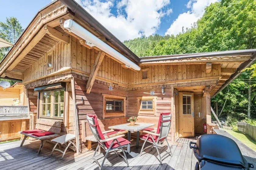 Chalet direkt am 5 * Campingplatz Aufenfeld mit Hallenbad und Sauna - Image 1