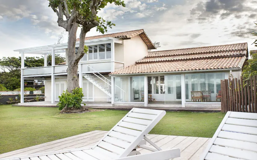 CASAMAR - BEAUTIFUL FRONT BEACH HOUSE - Image 1